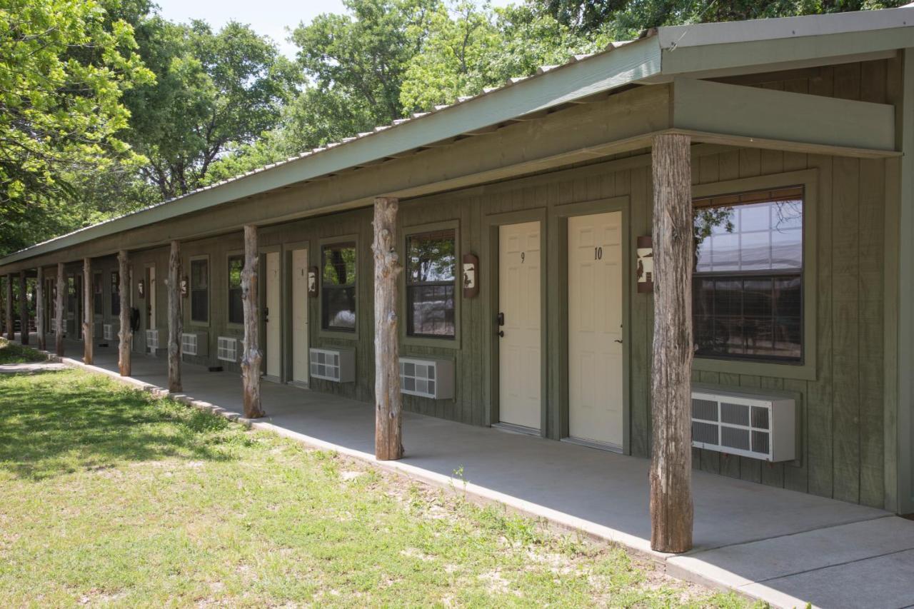 ホテル Nrs Event Center & Guest Ranch ディケーター エクステリア 写真